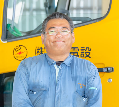 アネックスで働く人々の写真①