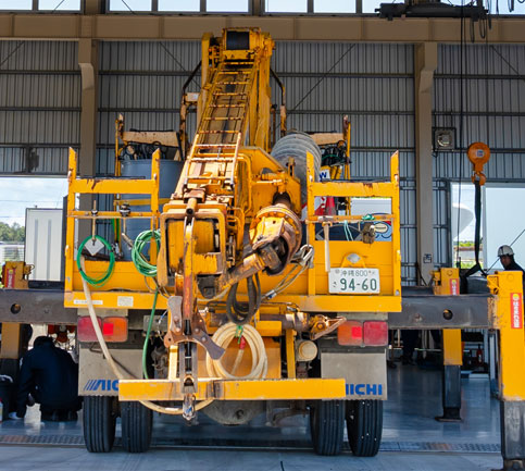 アネックスで働く人々の写真④